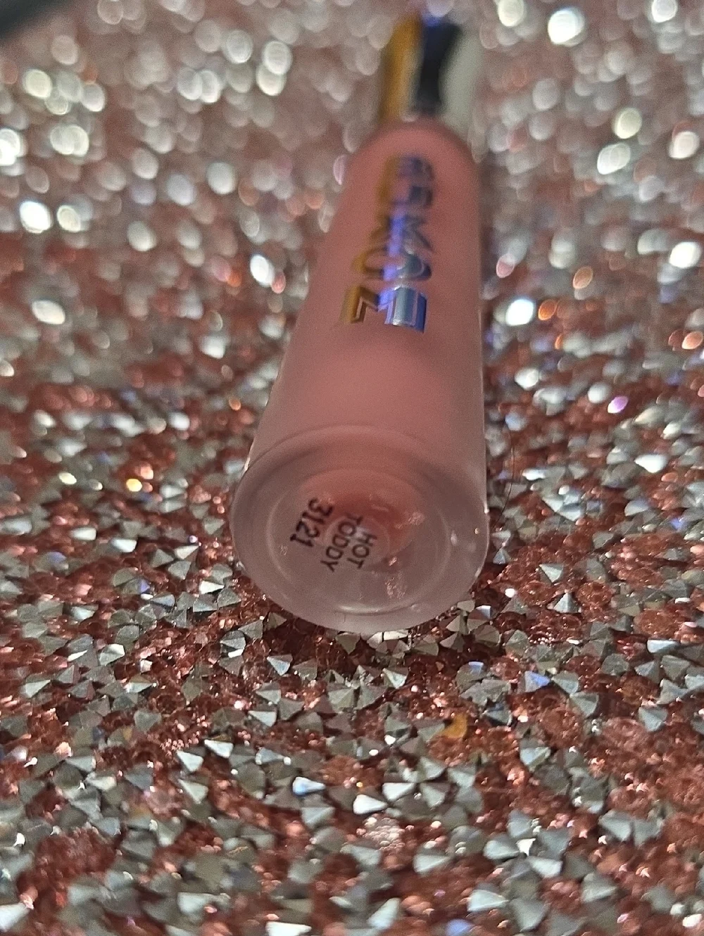 Buxom full plumping